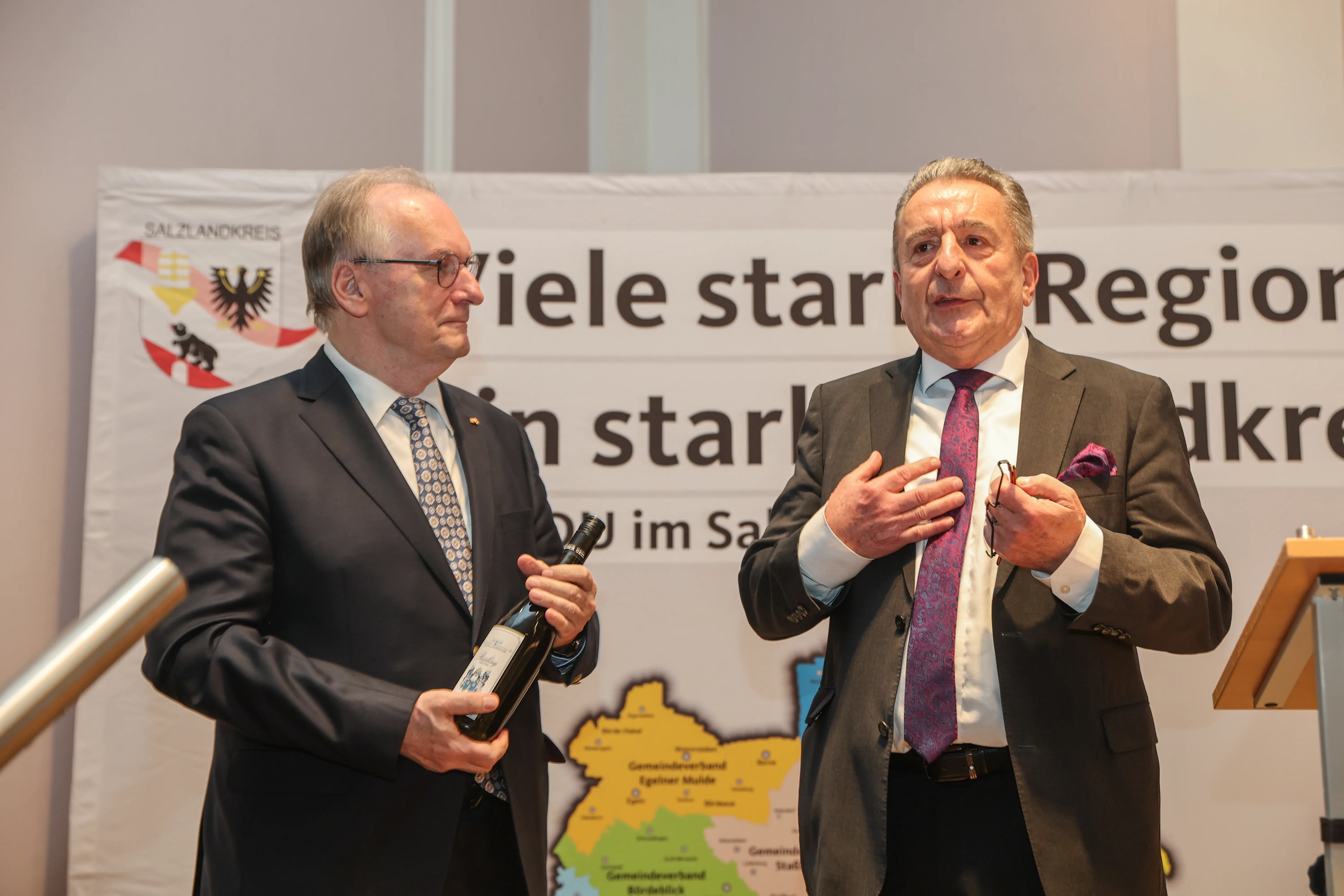 Dank und Präsentübergabe