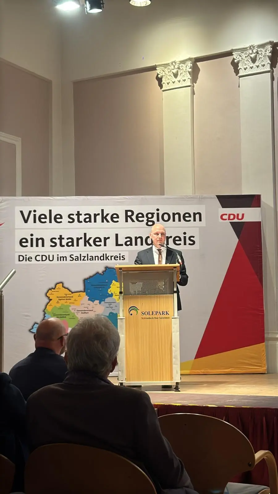 Dr Daniel Schlothmann Jeschek bei seiner Rede